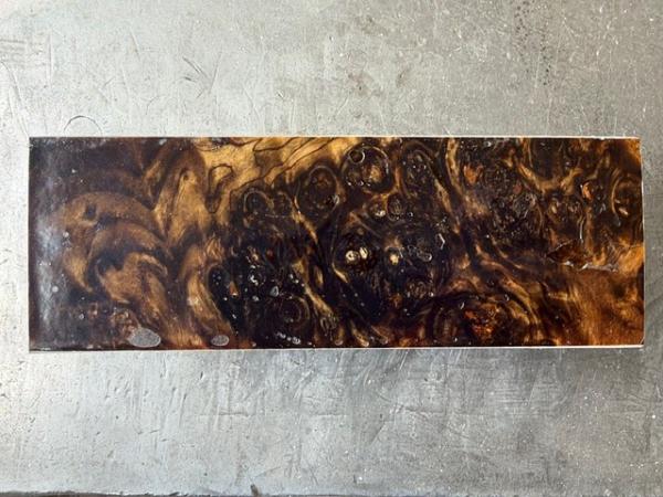 Stabilisierte Walnussmaser 29